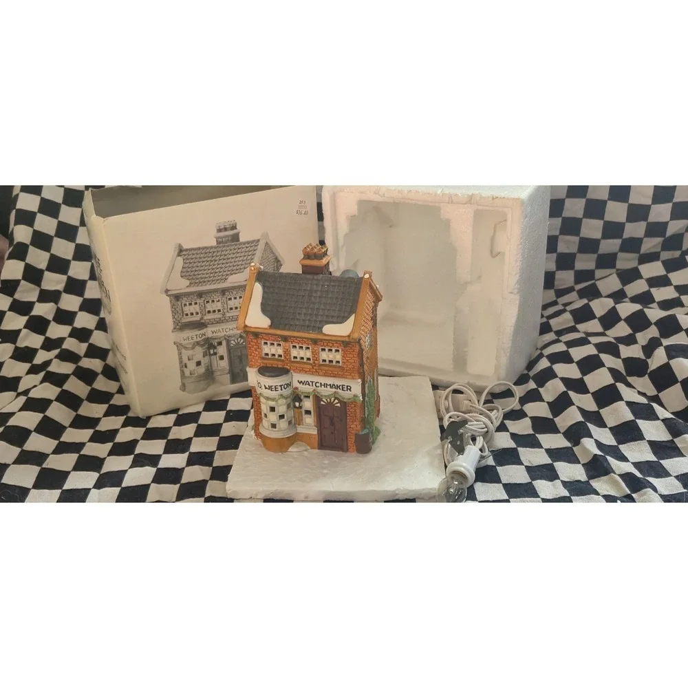 Dept 56 Dickens Village Geo Weeton Watchmaker 1988 Lighted Tested Box‎